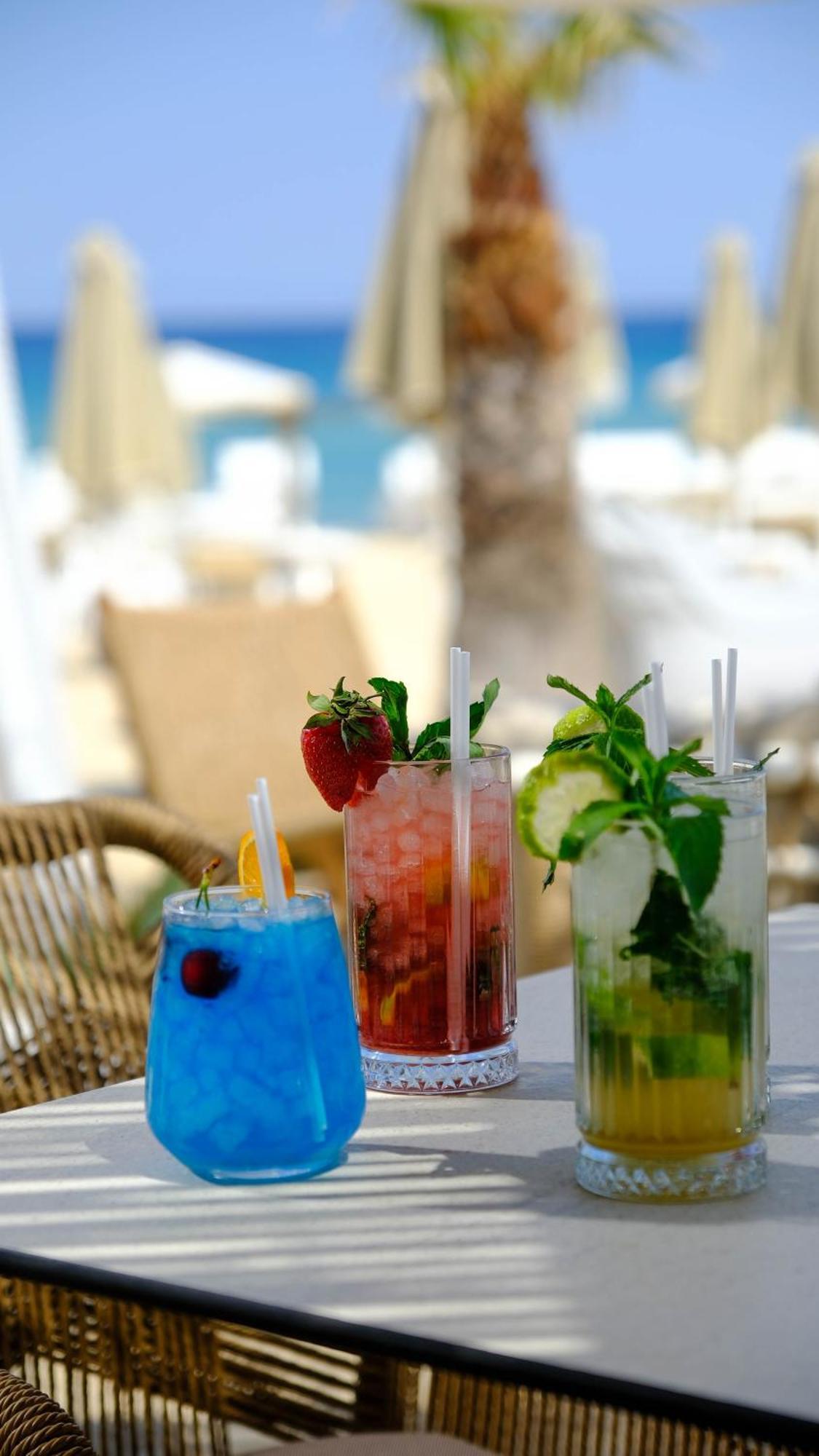 Cocoon Hotel-Beach Bar 萨尔蒂 外观 照片